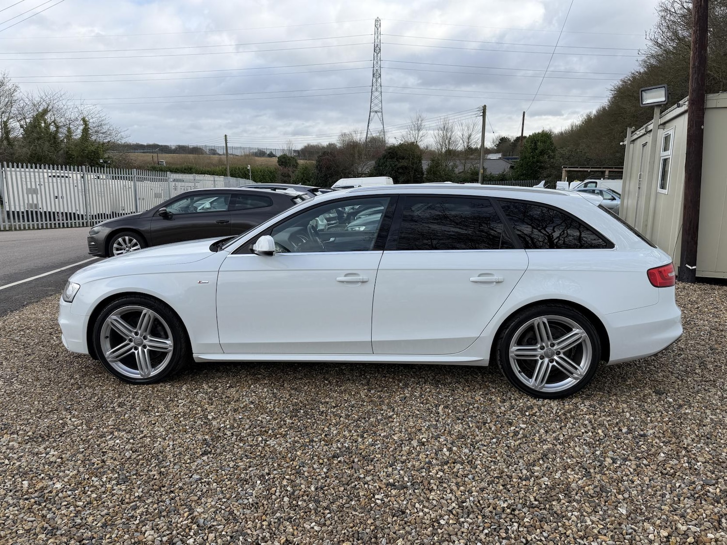 Used Audi A4 Avant 2015 for sale - 77570243: Photo 5