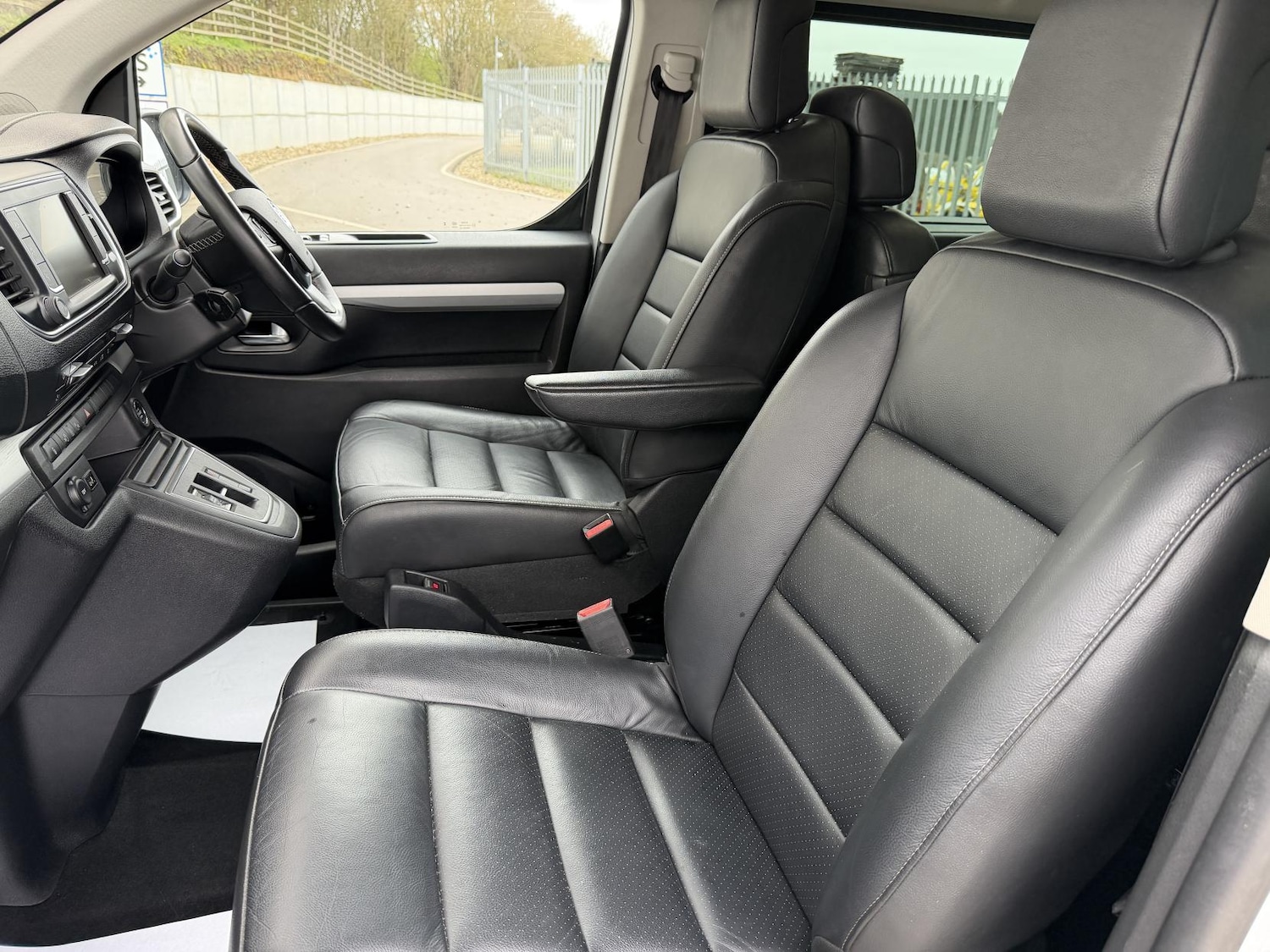 Used Vauxhall Vivaro Life 2023 for sale - 77851790: Photo 11