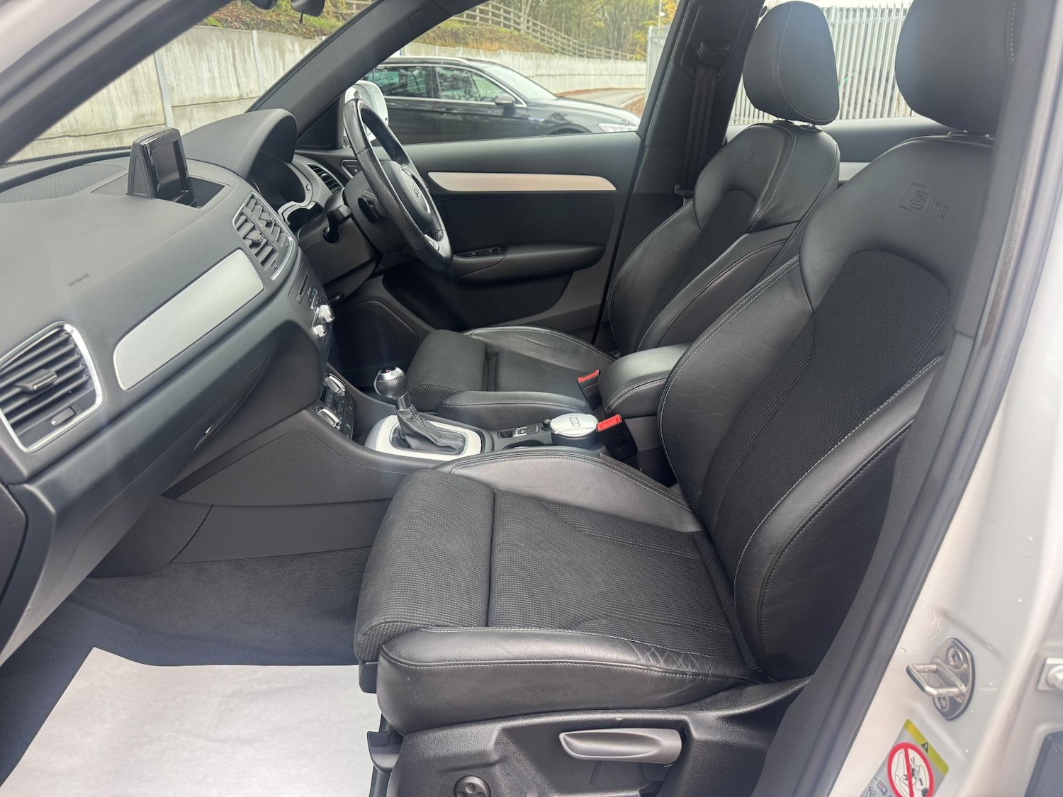 Used Audi Q3 2014 for sale - 76640750: Photo 12