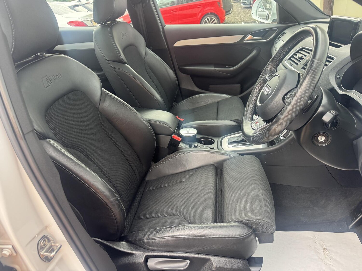 Used Audi Q3 2014 for sale - 76640750: Photo 15