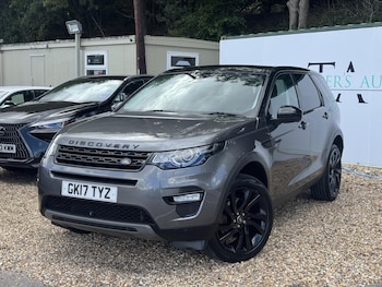 Used Land Rover Discovery Sport 2017 for sale - 79208775: Photo