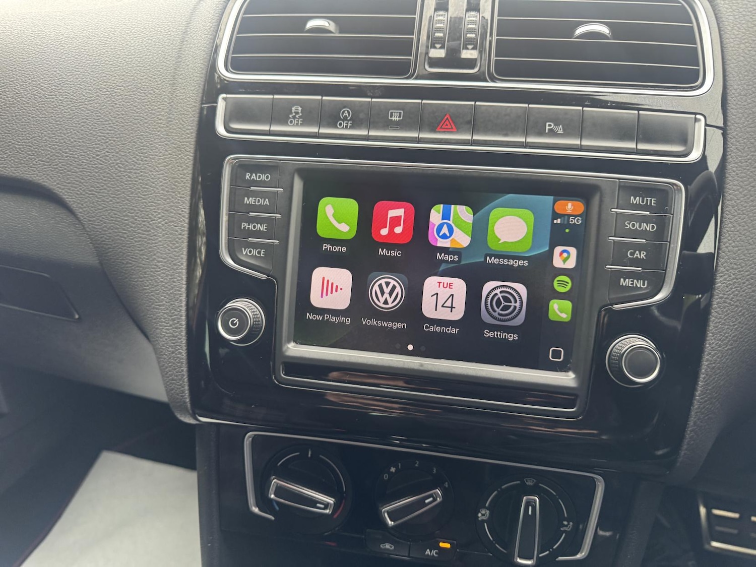 Used Volkswagen Polo 2017 for sale - 76640734: Photo 29