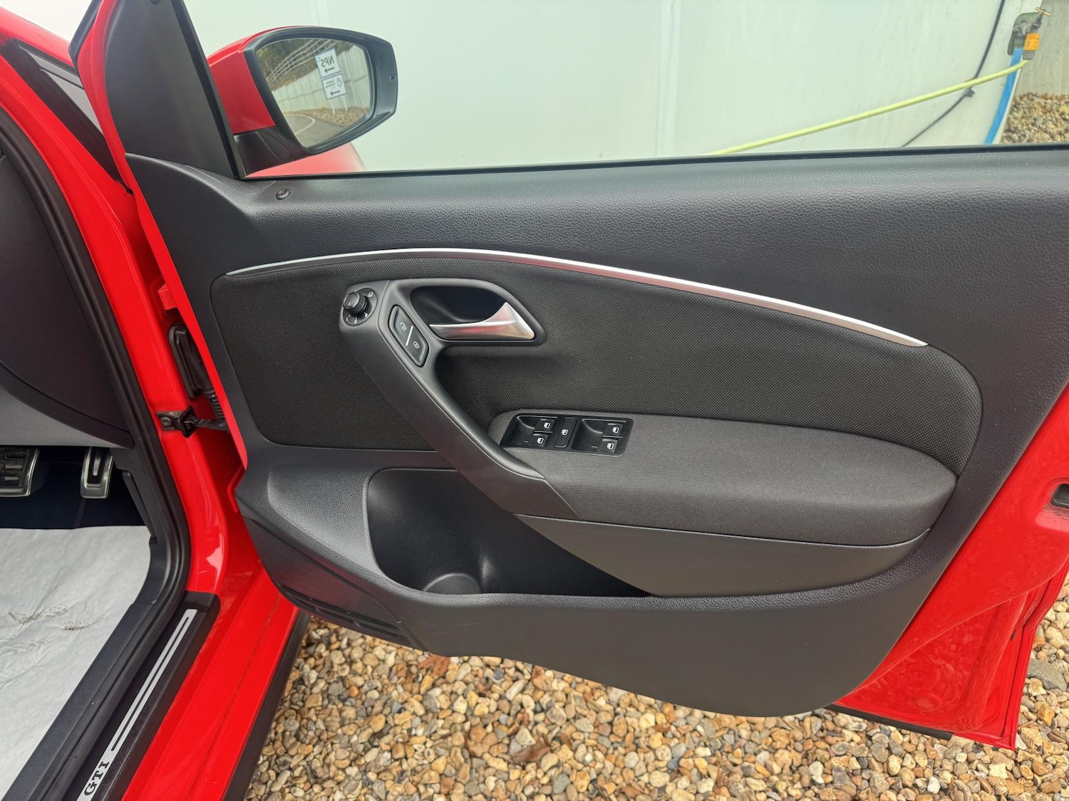 Used Volkswagen Polo 2017 for sale - 76640734: Photo 31