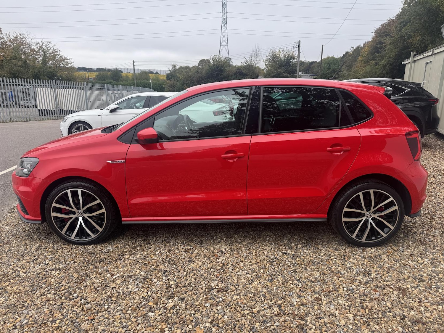 Used Volkswagen Polo 2017 for sale - 76640734: Photo 6