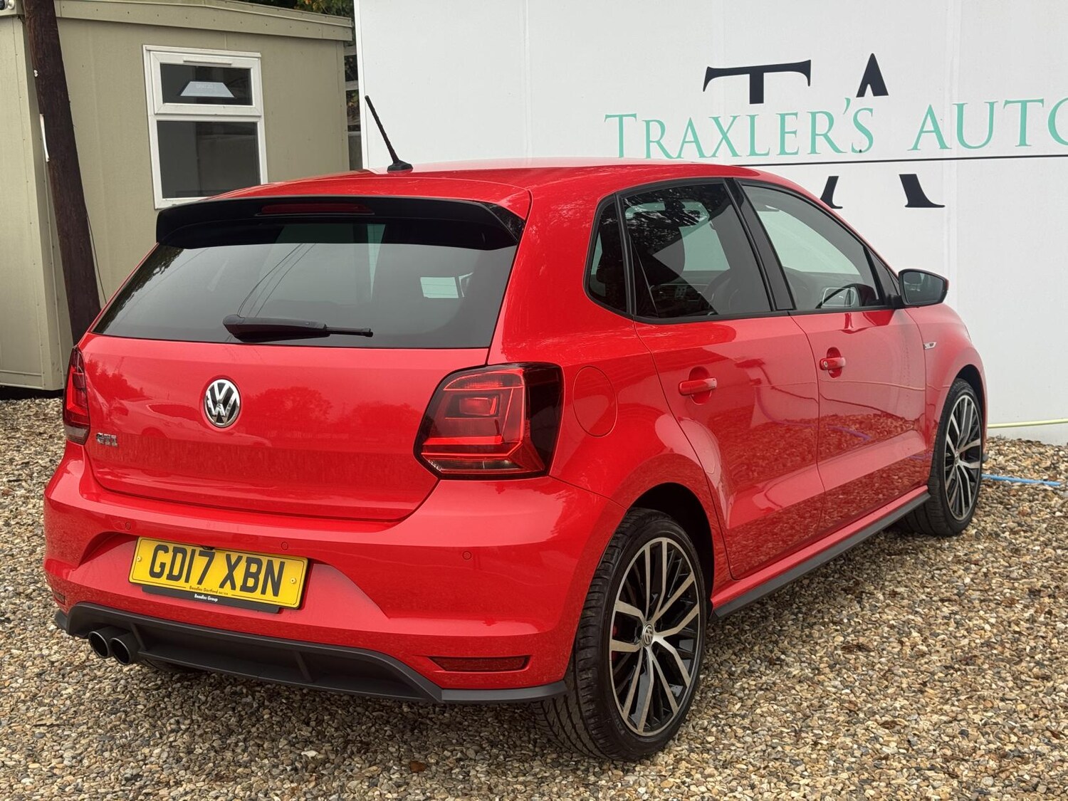 Used Volkswagen Polo 2017 for sale - 76640734: Photo 8