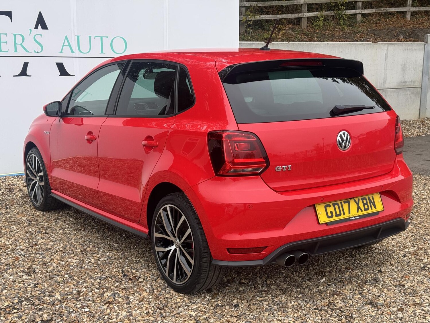 Used Volkswagen Polo 2017 for sale - 76640734: Photo 9