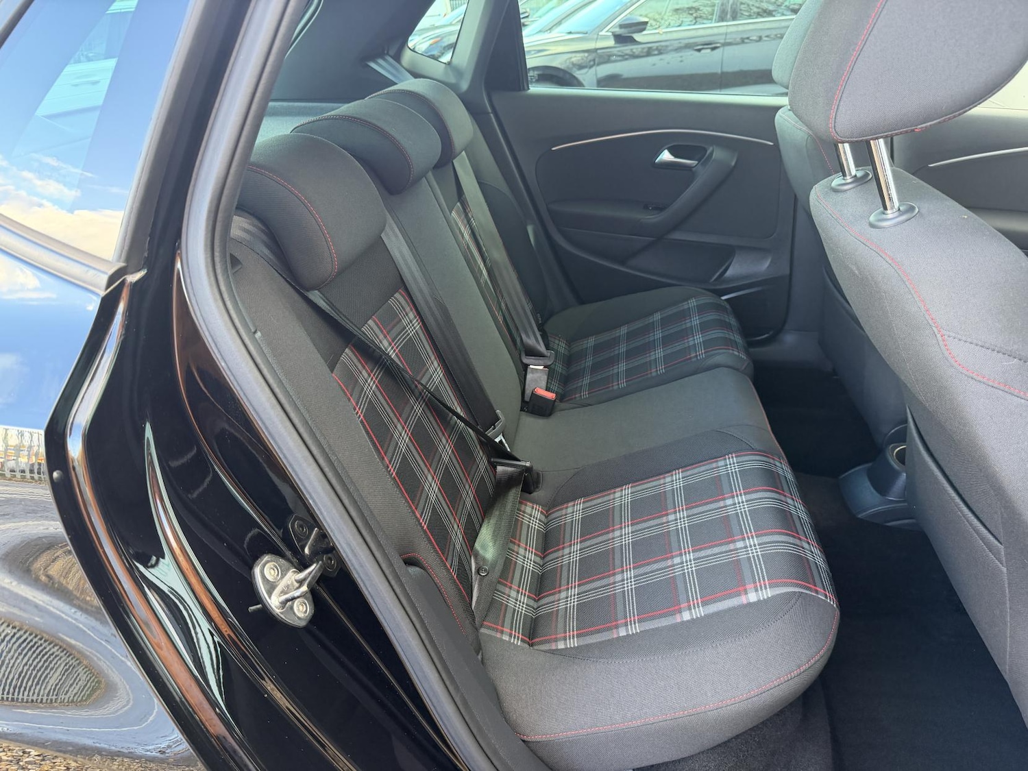 Used Volkswagen Polo 2017 for sale - 76897347: Photo 11