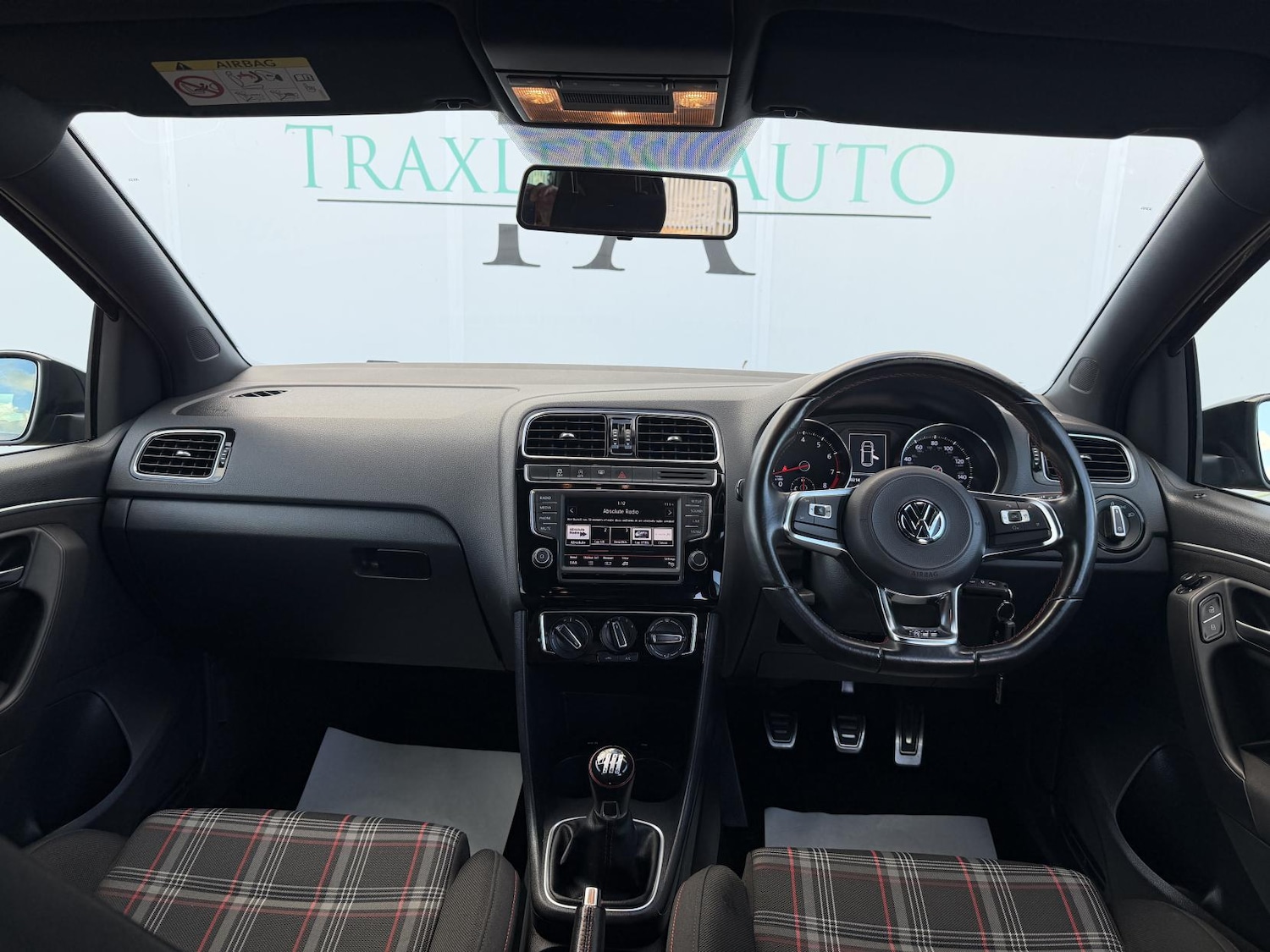 Used Volkswagen Polo 2017 for sale - 76897347: Photo 12