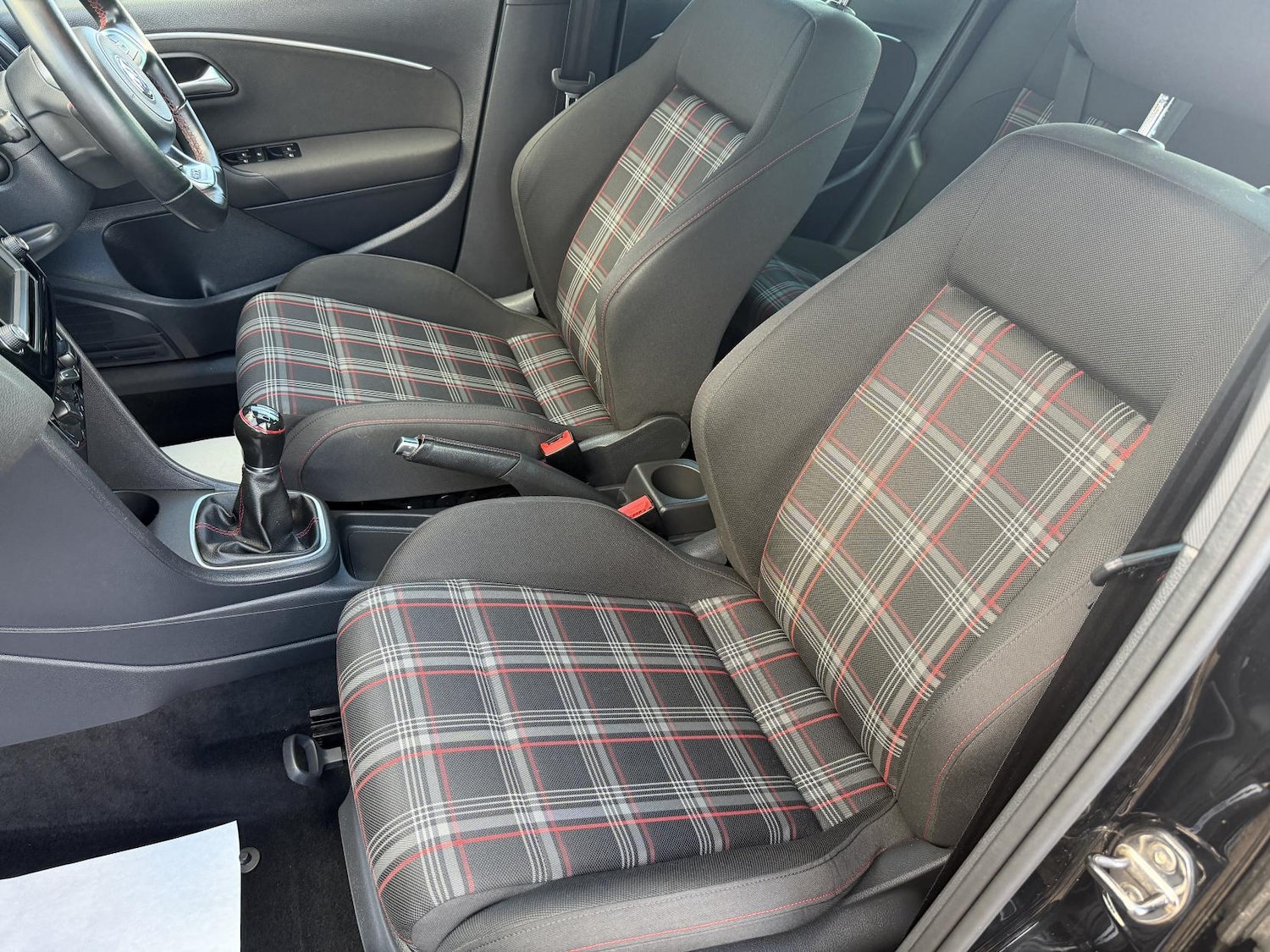 Used Volkswagen Polo 2017 for sale - 76897347: Photo 14