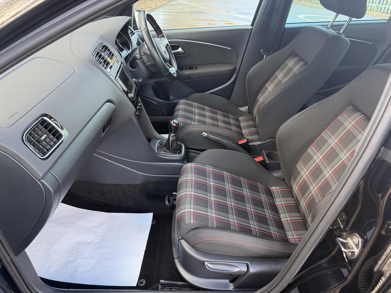 Used Volkswagen Polo 2017 for sale - 76897347: Photo 15