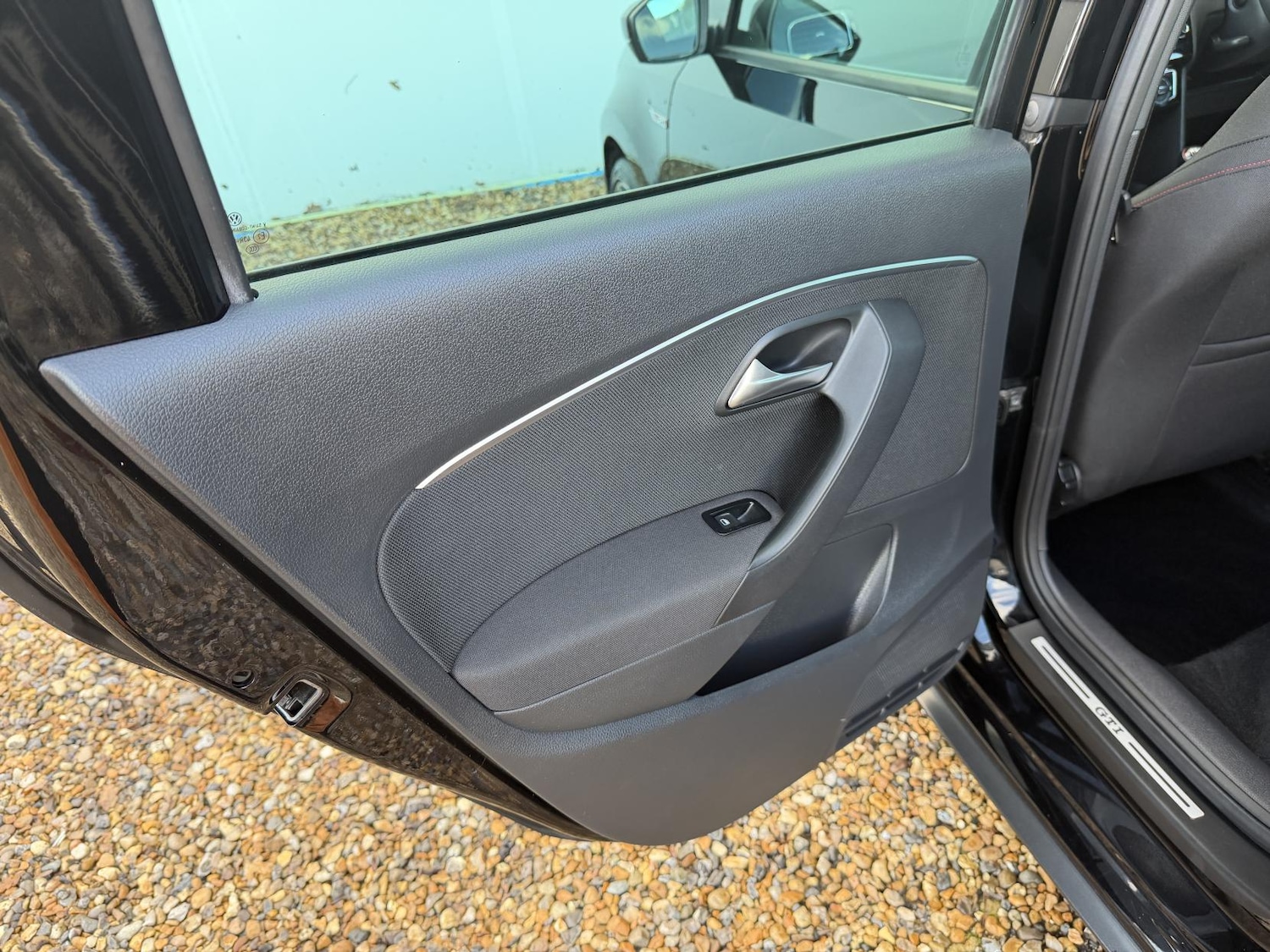 Used Volkswagen Polo 2017 for sale - 76897347: Photo 18