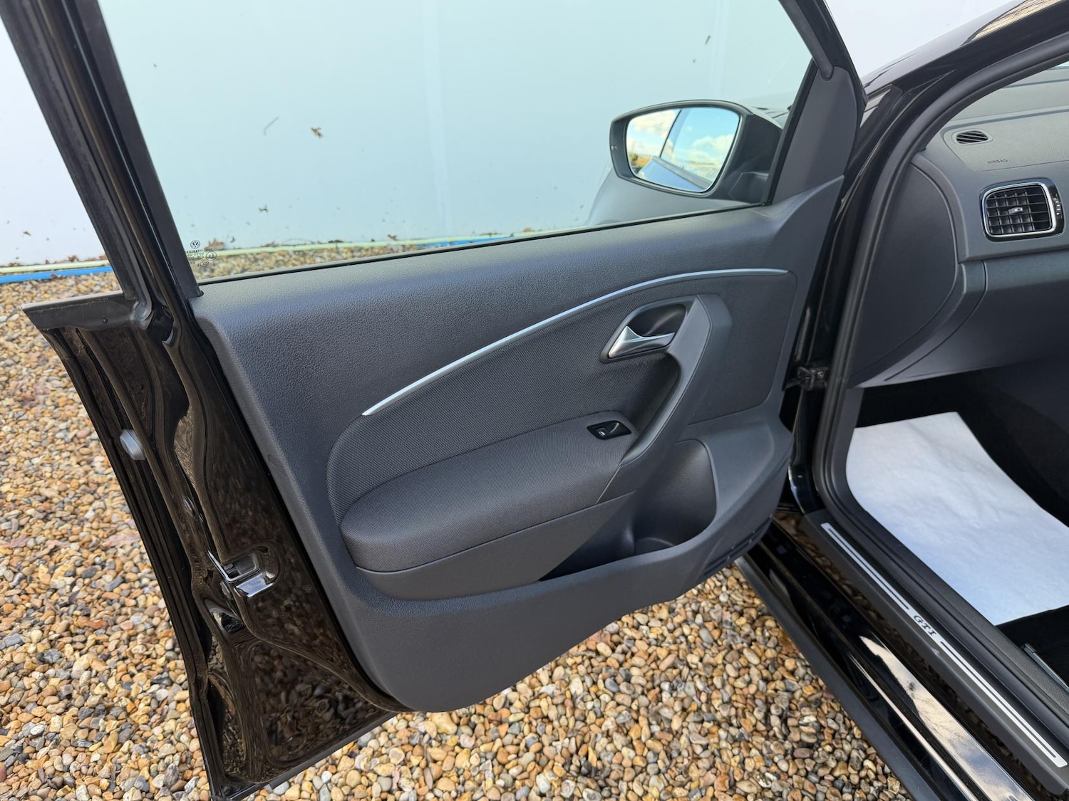 Used Volkswagen Polo 2017 for sale - 76897347: Photo 19