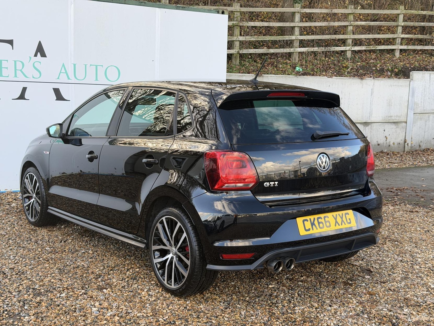 Used Volkswagen Polo 2017 for sale - 76897347: Photo 8