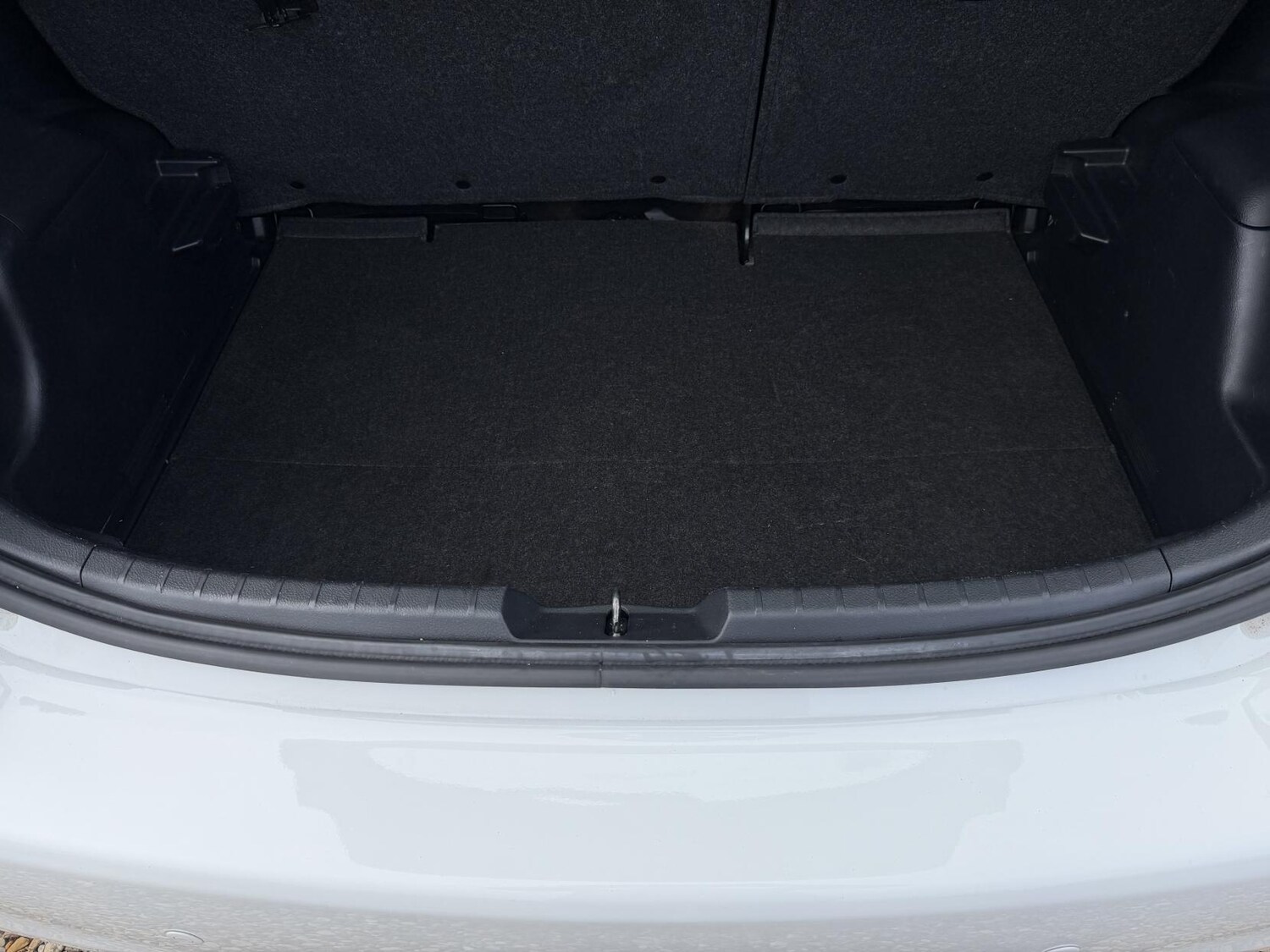 Used Toyota Yaris 2015 for sale - 77763008: Photo 13