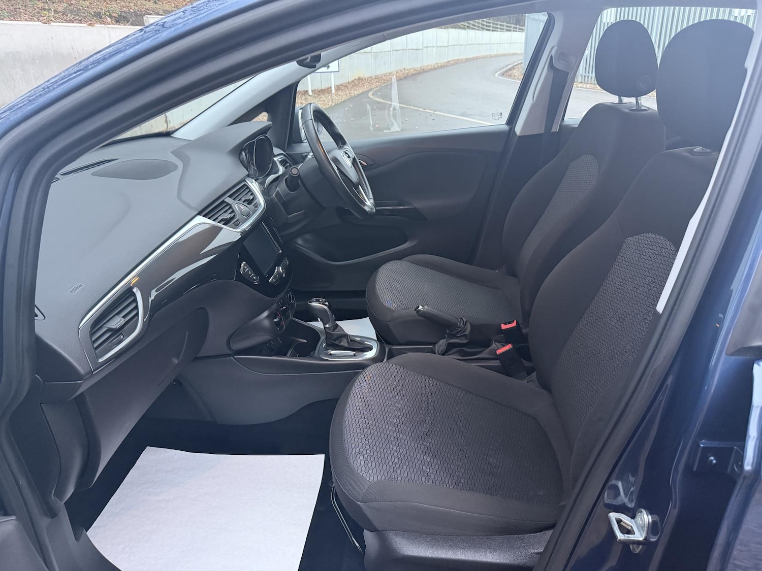 Used Vauxhall Corsa 2017 for sale - 77137861: Photo 9