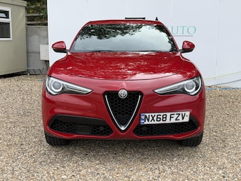 Used Alfa Romeo Stelvio 2018 for sale - 79421088: Photo