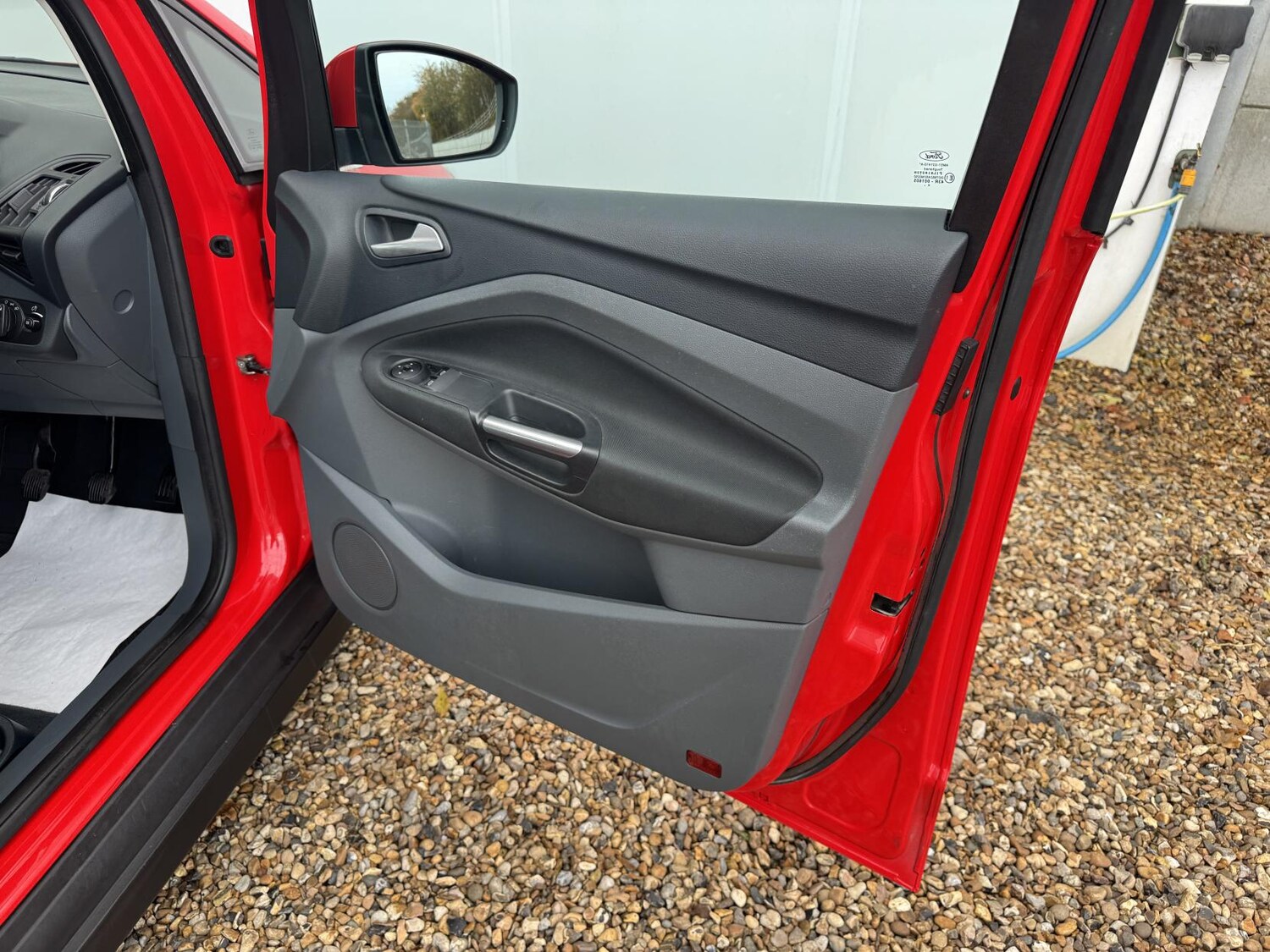 Used Ford C-Max 2015 for sale - 76640718: Photo 14