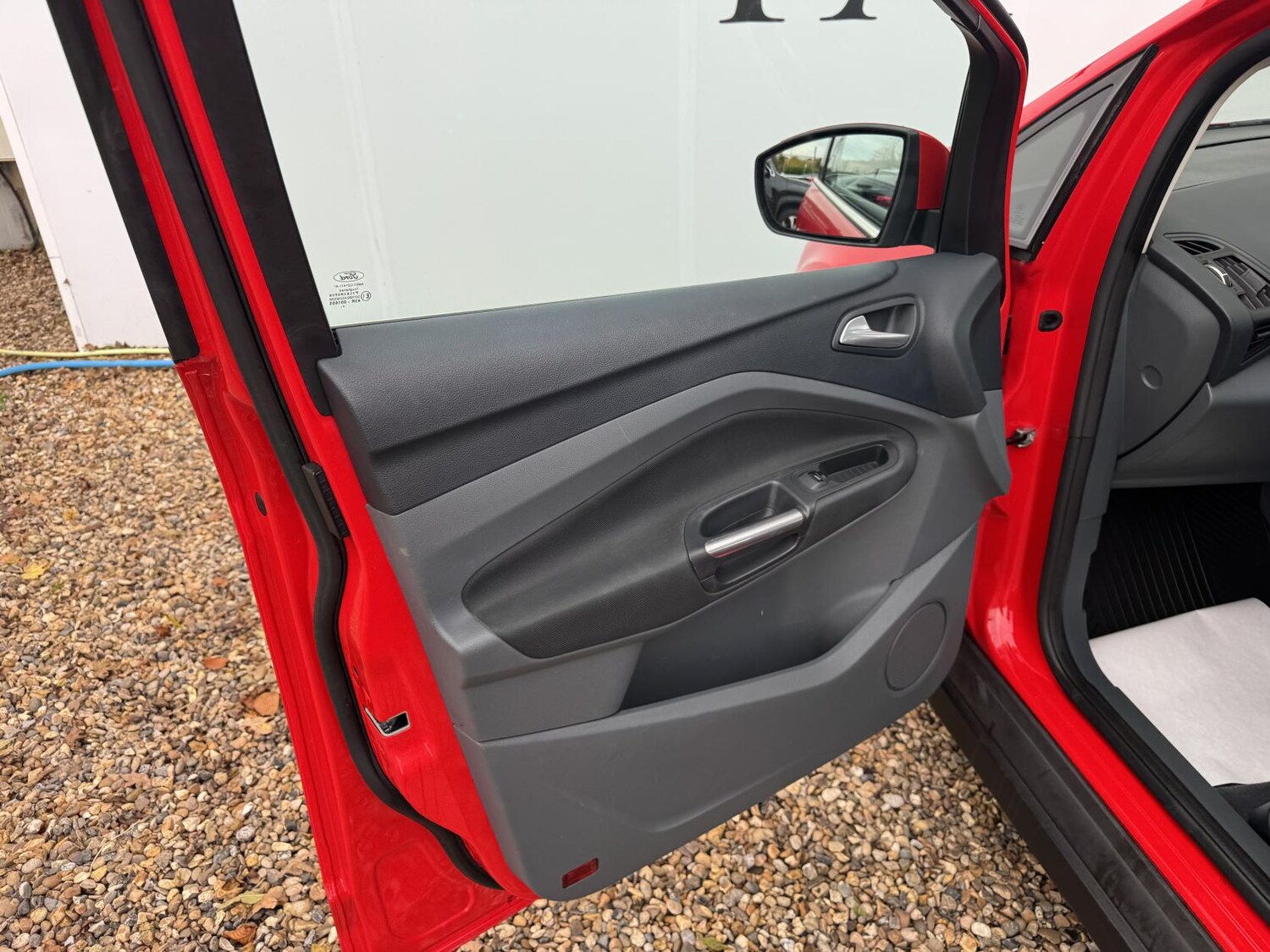 Used Ford C-Max 2015 for sale - 76640718: Photo 15