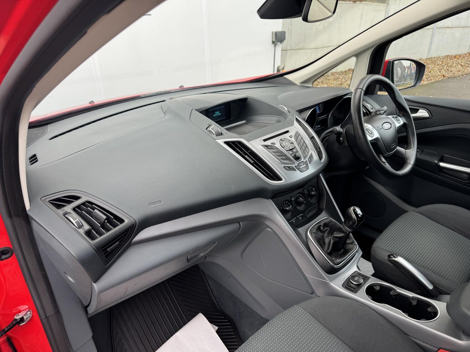 Used Ford C-Max 2015 for sale - 76640718: Photo 16