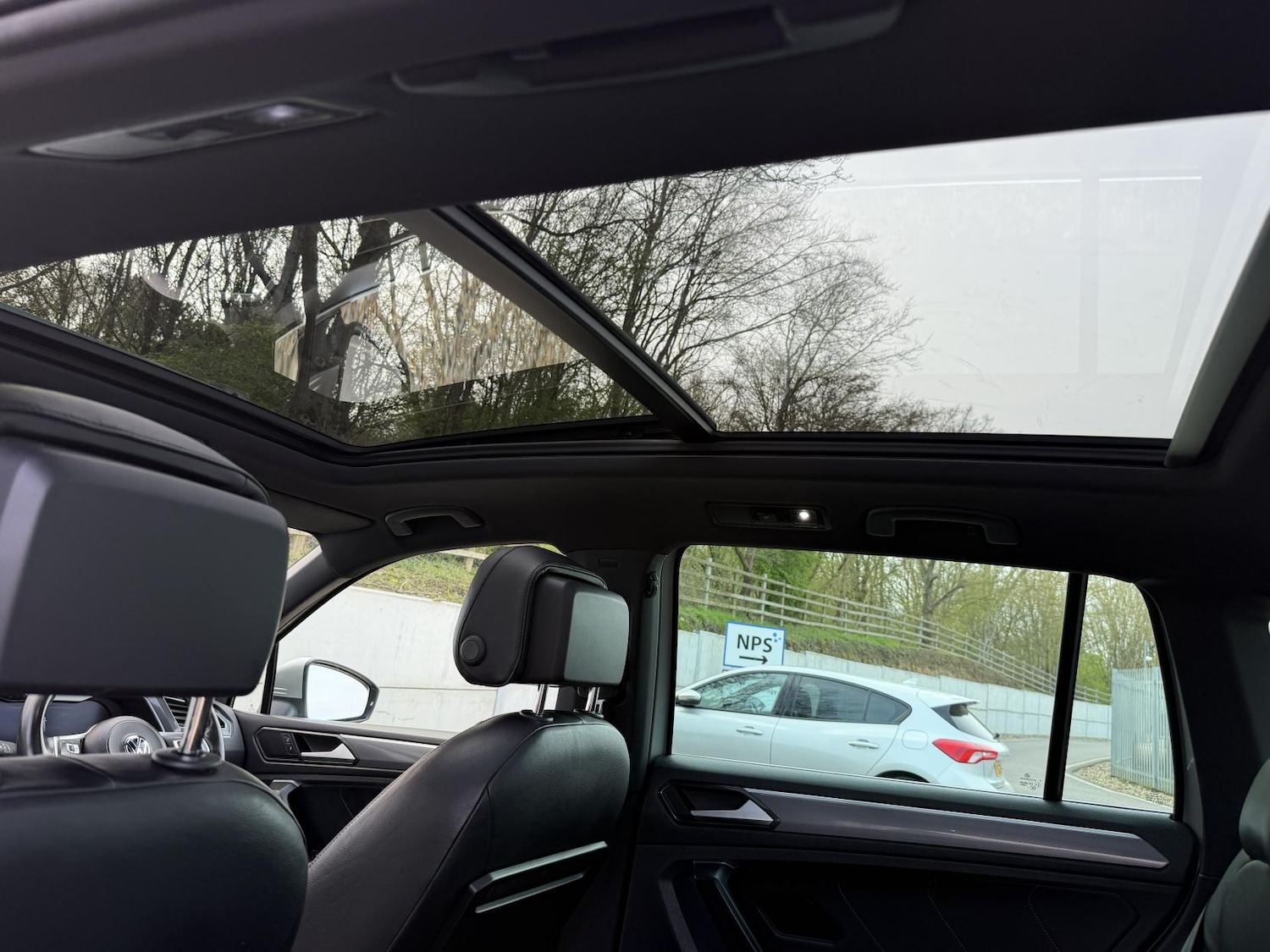 Used Volkswagen Tiguan 2017 for sale - 77992031: Photo 28