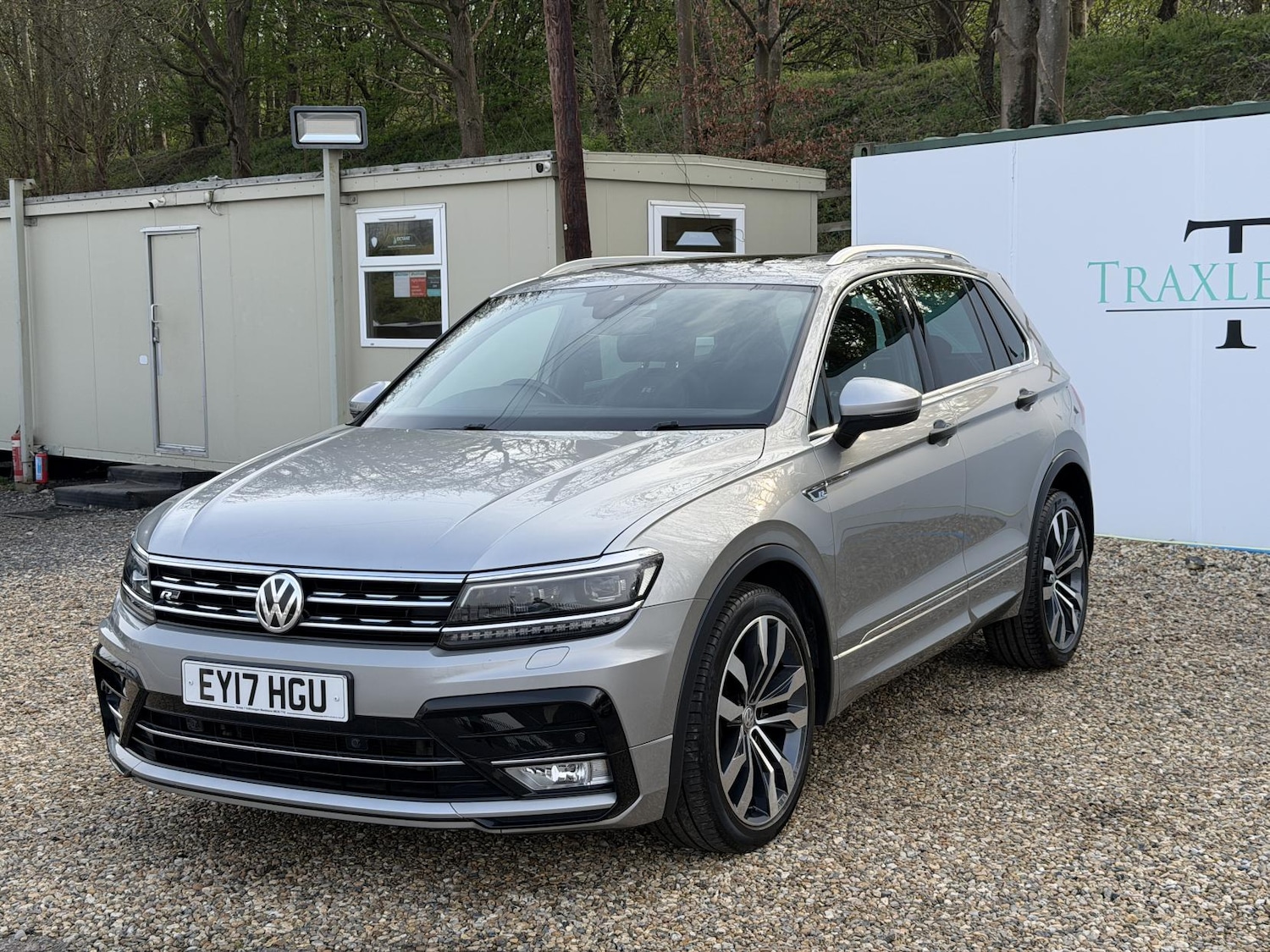 Used Volkswagen Tiguan 2017 for sale - 77992031: Photo 4