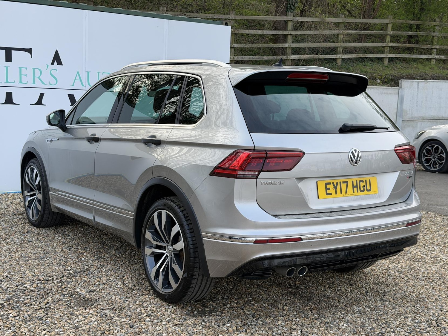 Used Volkswagen Tiguan 2017 for sale - 77992031: Photo 9