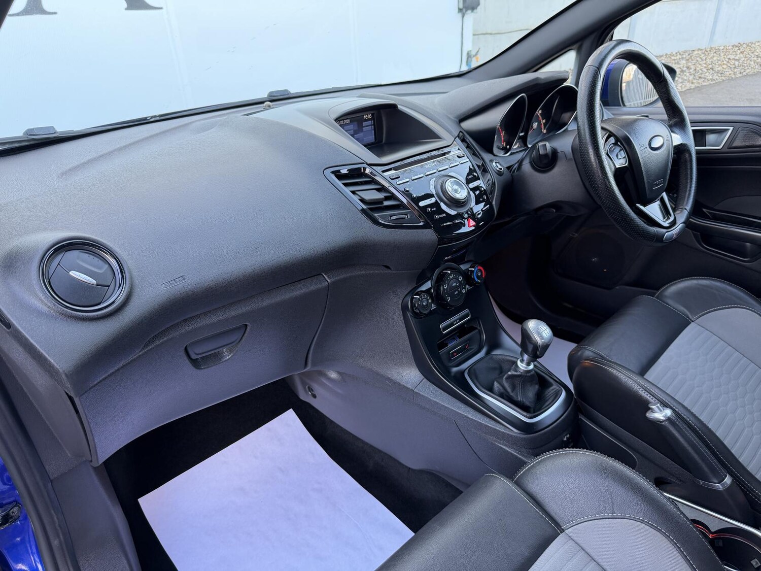 Used Ford Fiesta 2015 for sale - 77736230: Photo 20