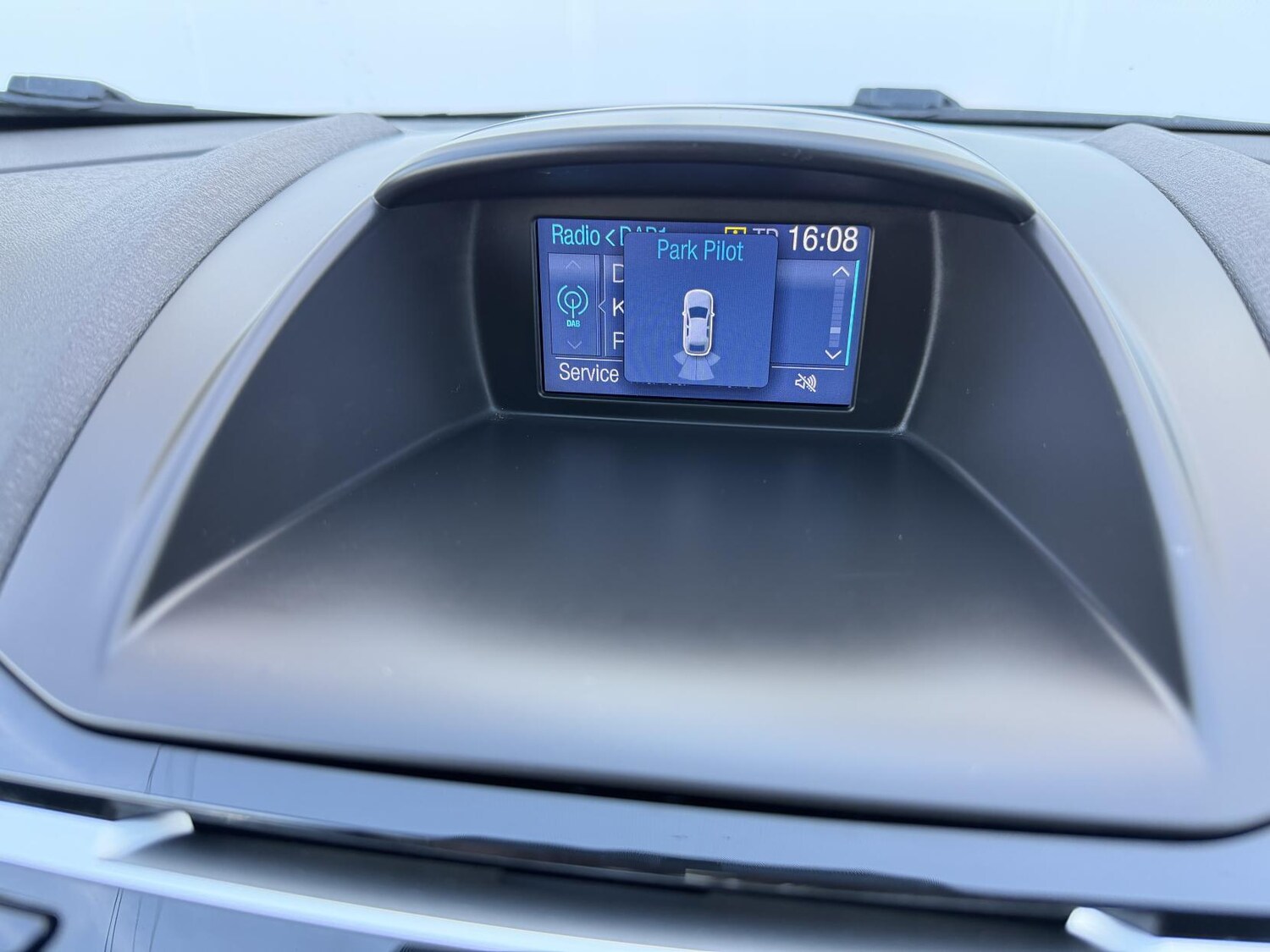 Used Ford Fiesta 2015 for sale - 77736230: Photo 27