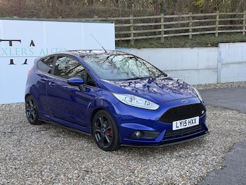 Used Ford Fiesta 2015 for sale - 77736230: Photo