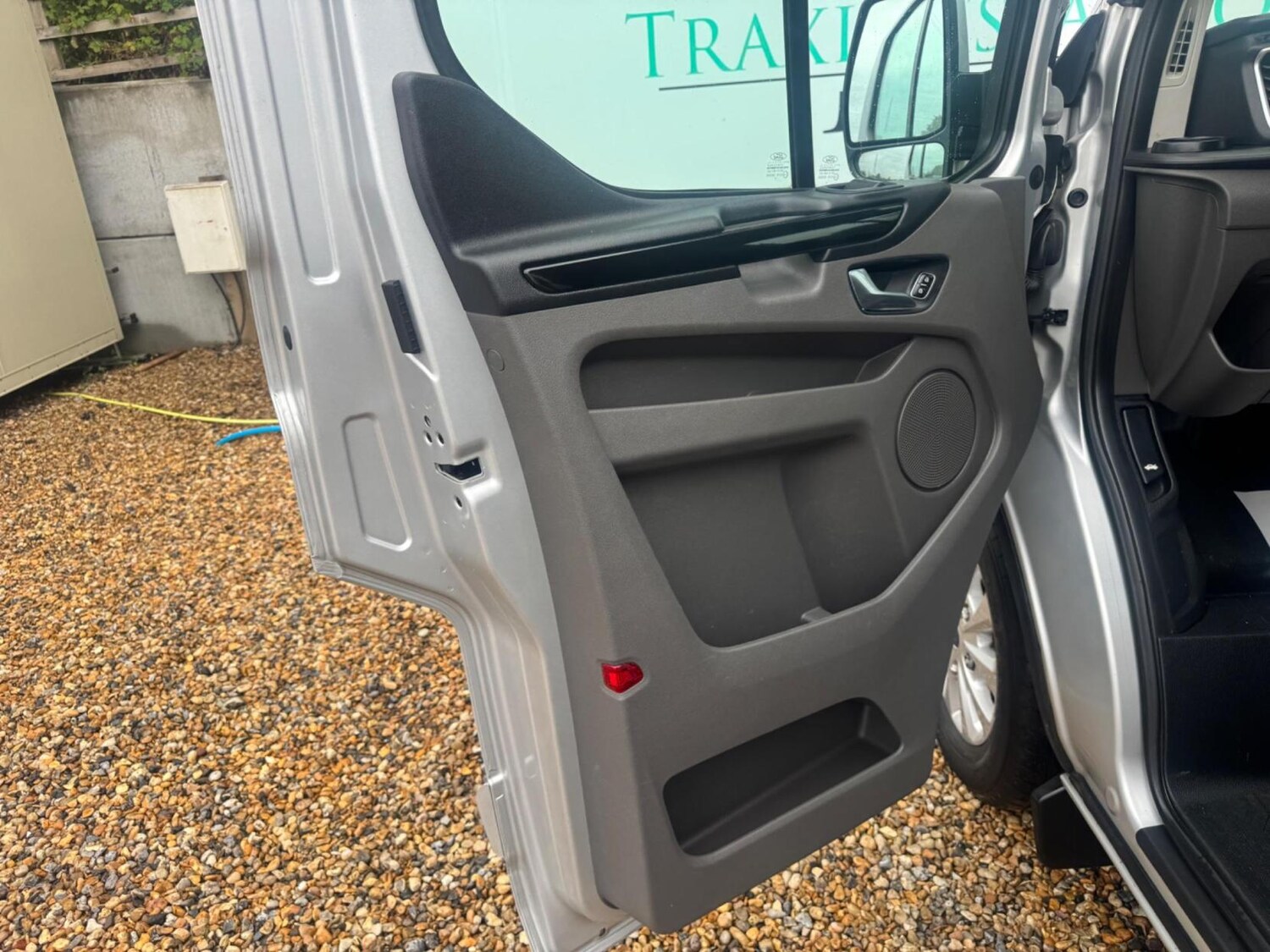 Used Ford Transit Custom 2018 for sale - 76640743: Photo 20