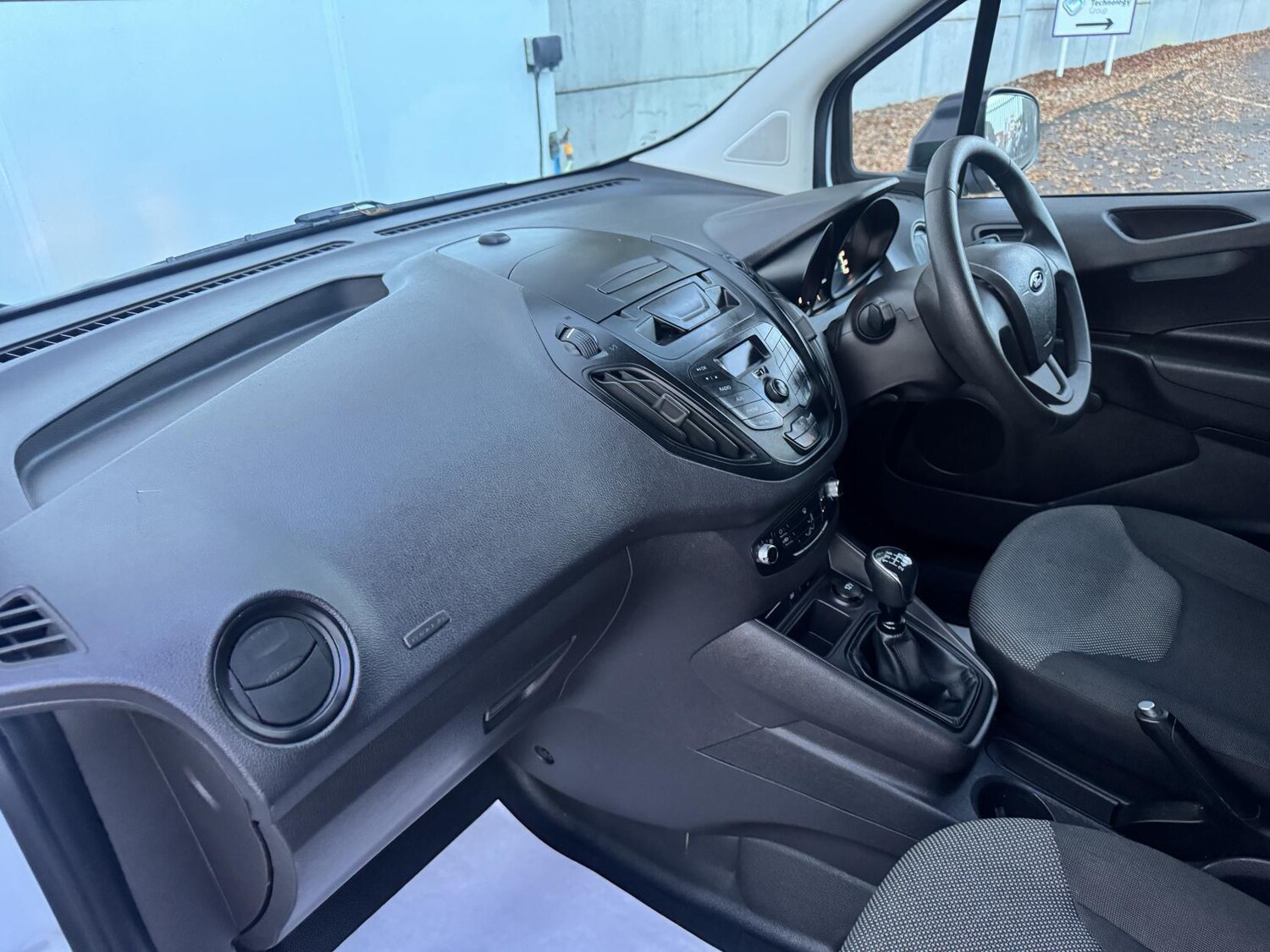 Used Ford Transit Courier 2022 for sale - 76640719: Photo 10