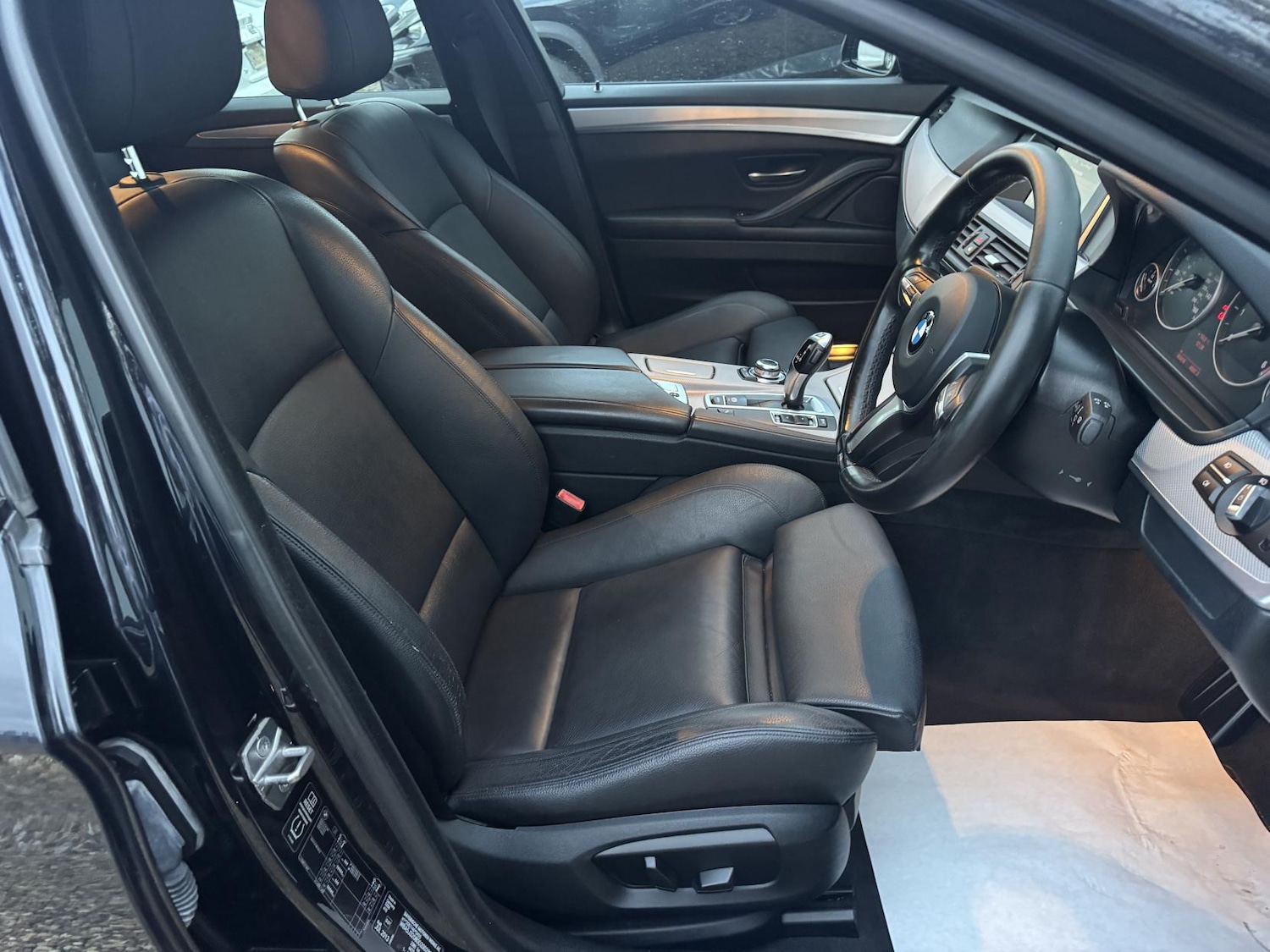 Used BMW 5 Series 2014 for sale - 76640738: Photo 11