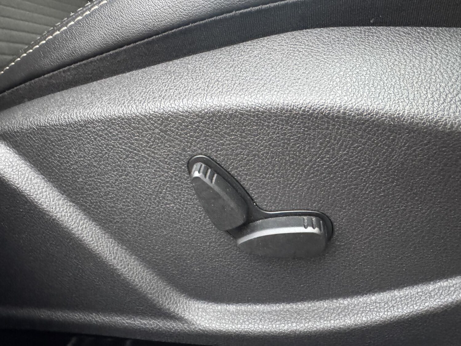 Used Ford Focus 2018 for sale - 76640745: Photo 25