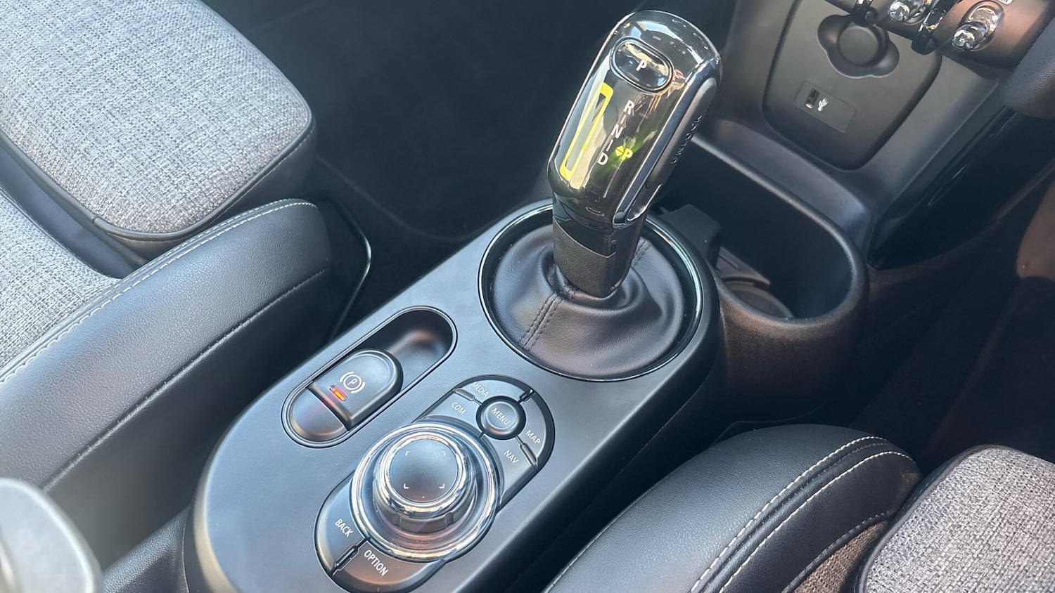 Used MINI Hatch 2022 for sale - 77778991: Photo 11