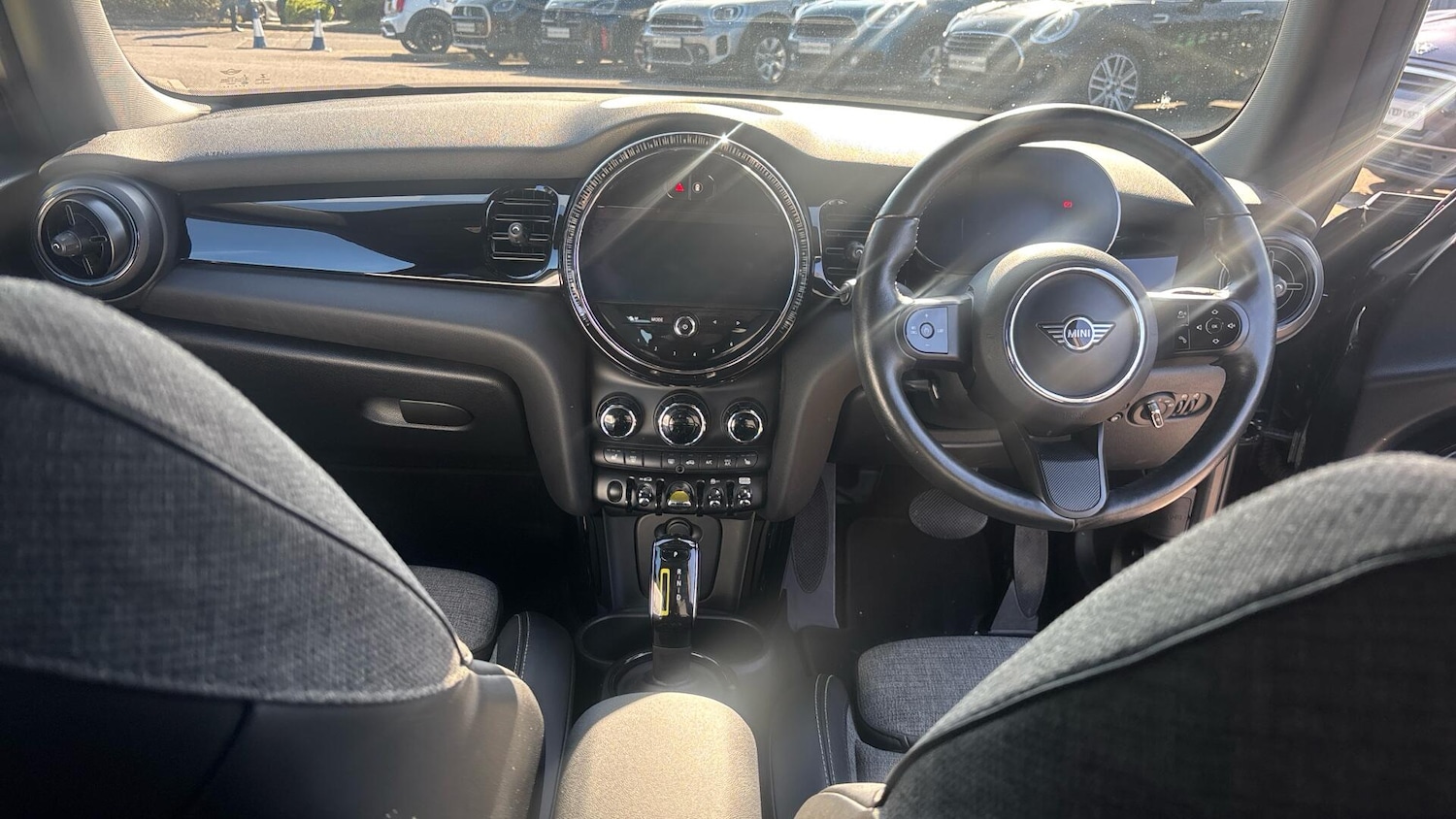 Used MINI Hatch 2022 for sale - 77778991: Photo 5