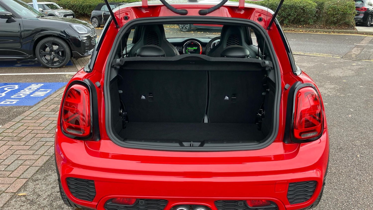 Used MINI Hatch 2021 for sale - 76680841: Photo 13