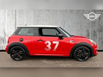 Used MINI Hatch 2021 for sale - 76680841: Photo