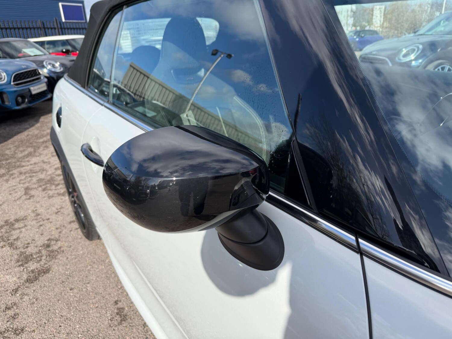 Used MINI Convertible 2022 for sale - 77573006: Photo 12