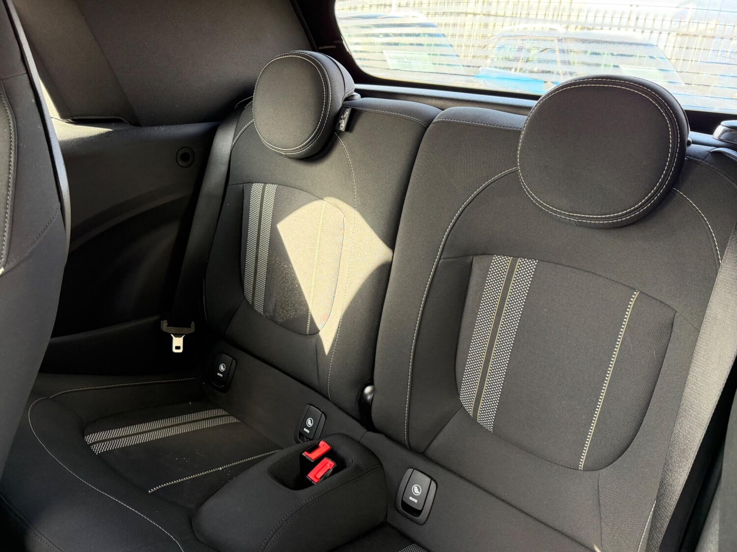 Used MINI Convertible 2022 for sale - 77573006: Photo 24