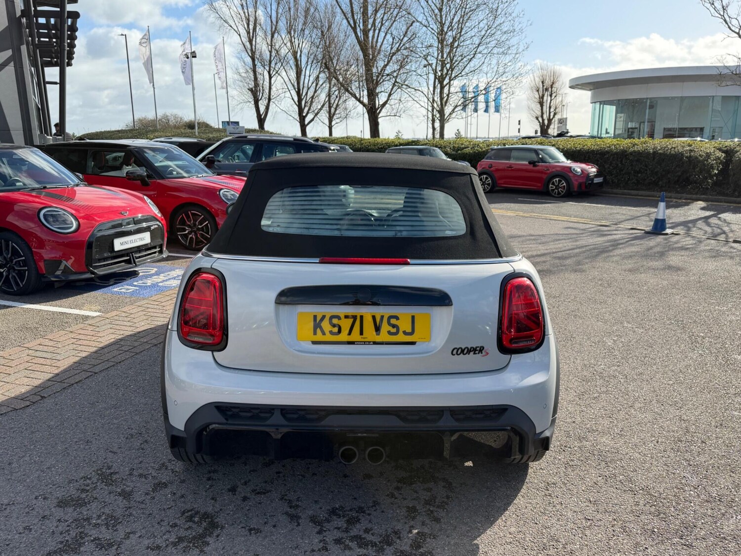 Used MINI Convertible 2022 for sale - 77573006: Photo 3
