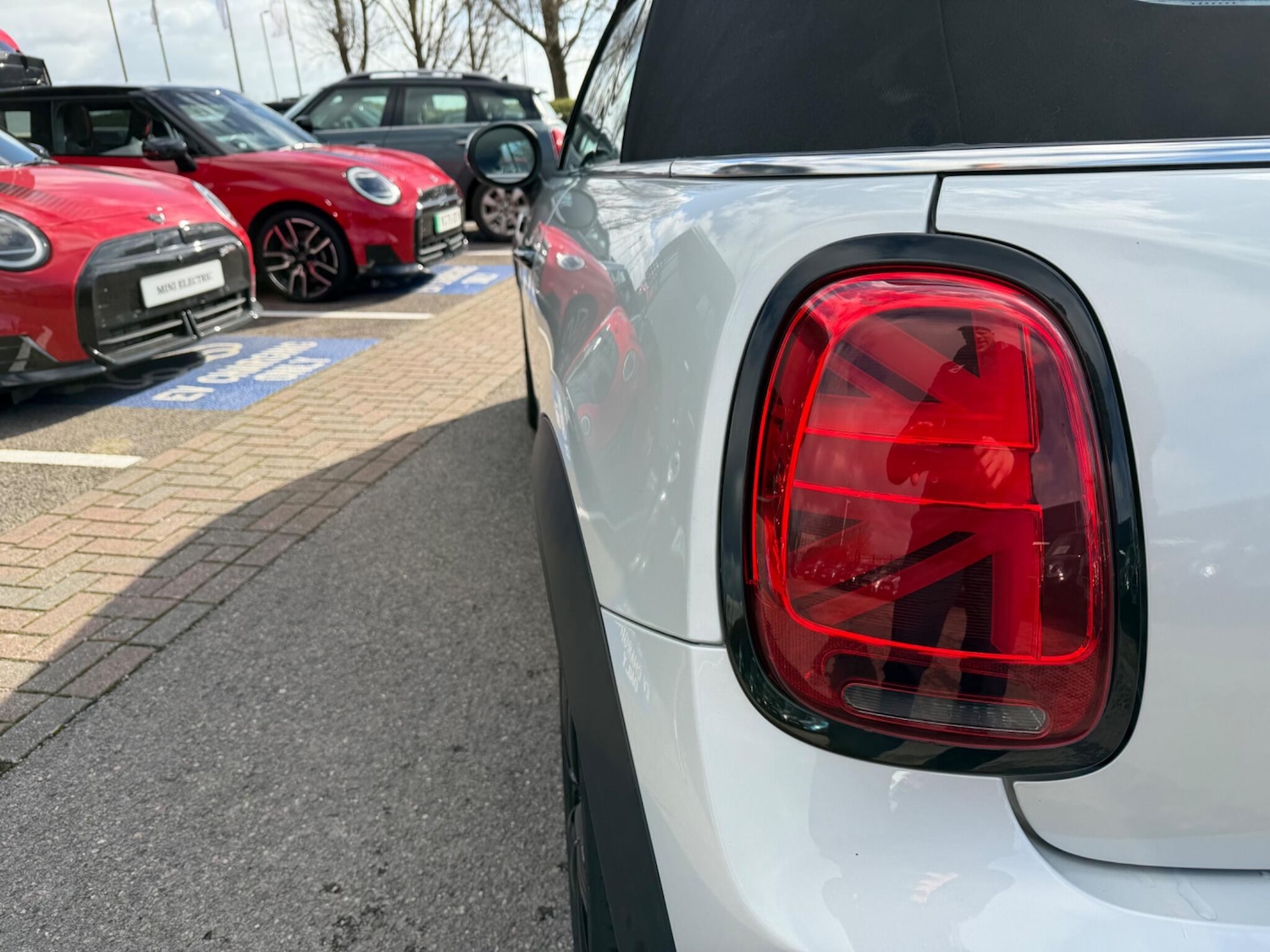 Used MINI Convertible 2022 for sale - 77573006: Photo 6