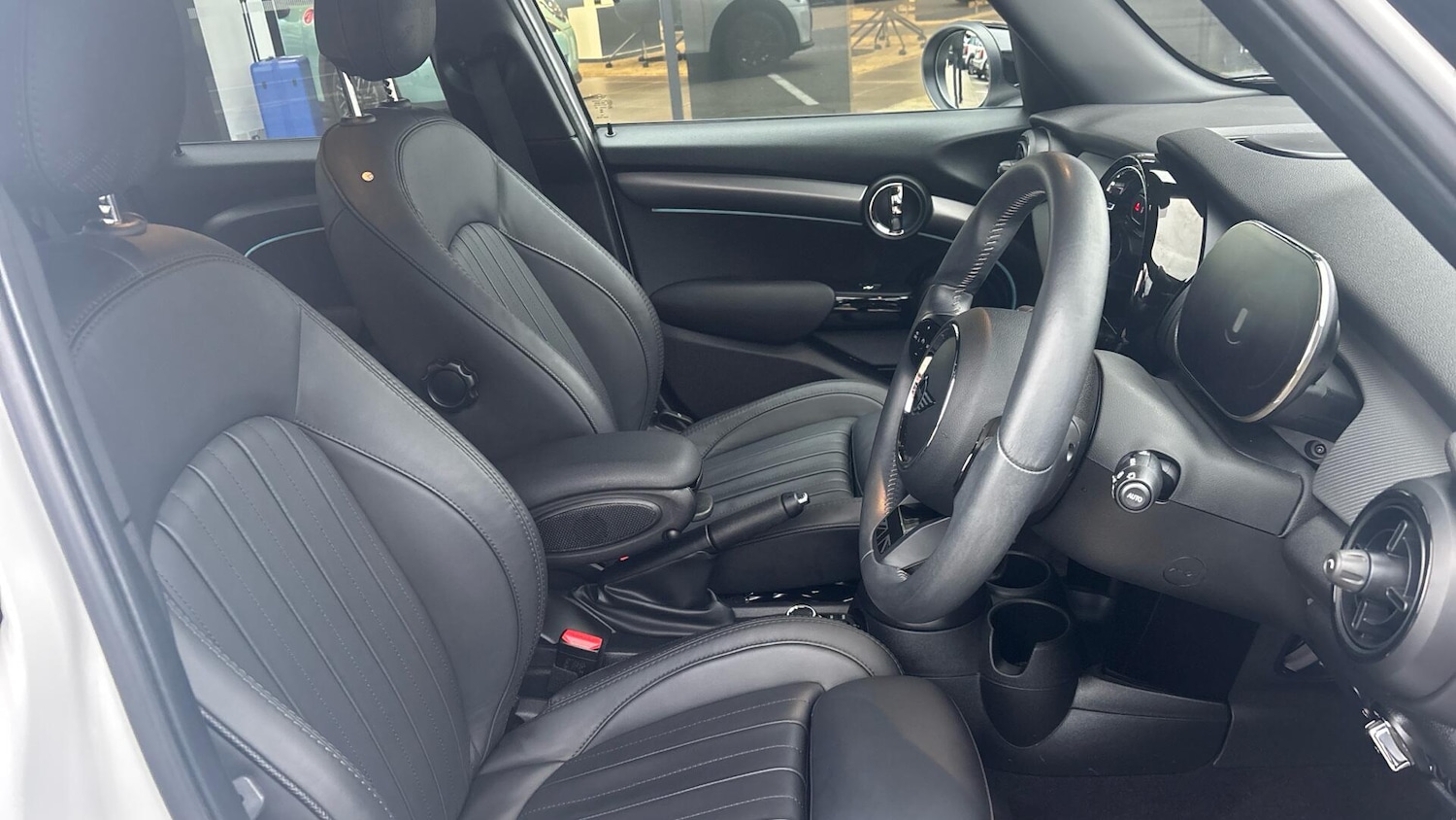 Used MINI Hatch 2023 for sale - 77691414: Photo 11