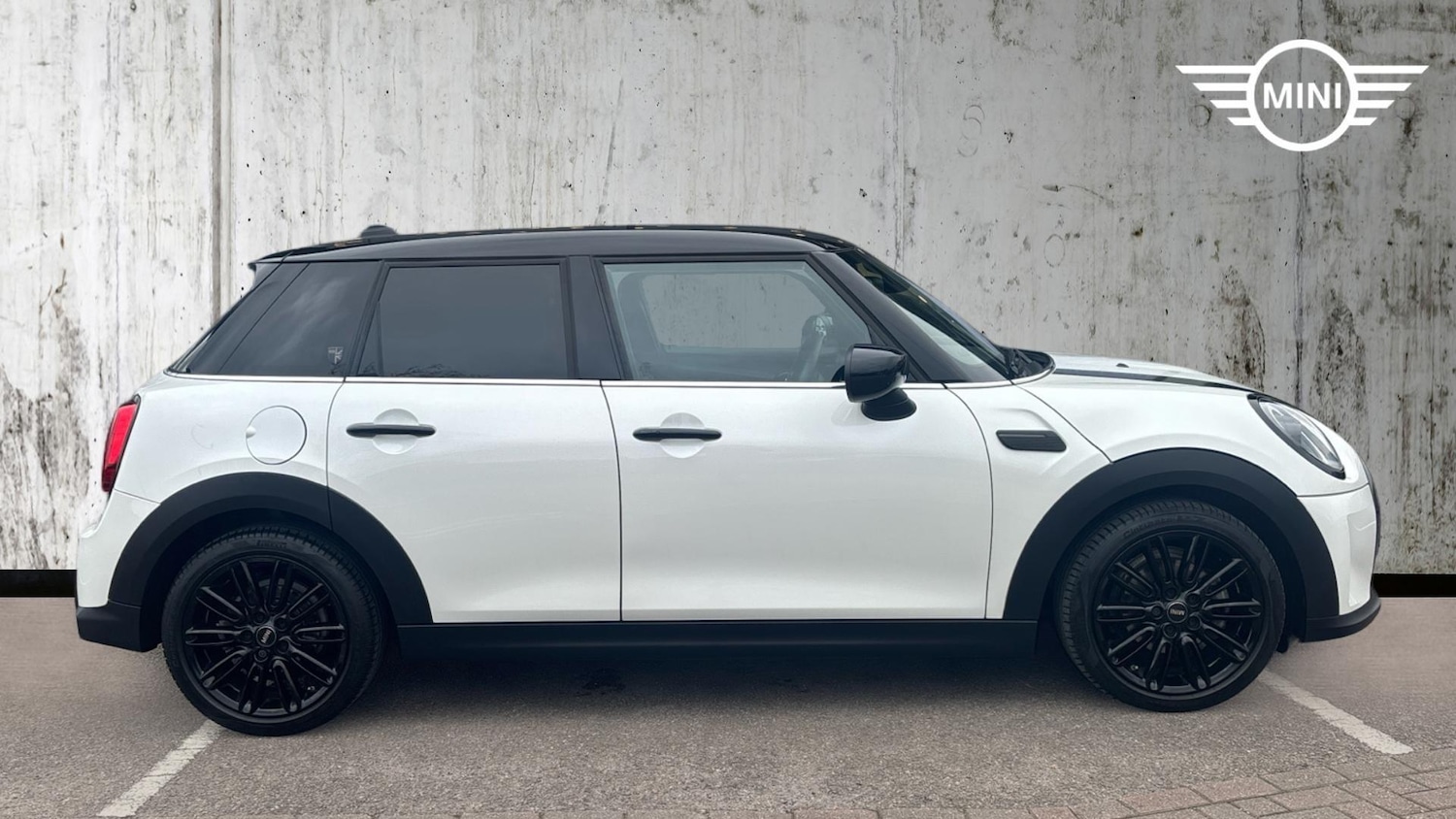 Used MINI Hatch 2023 for sale - 77691414: Photo 3