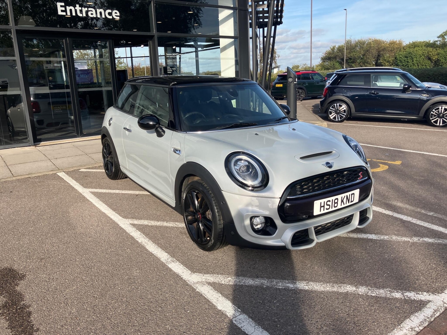 Used MINI Hatch 2018 for sale - 76673514: Photo 1