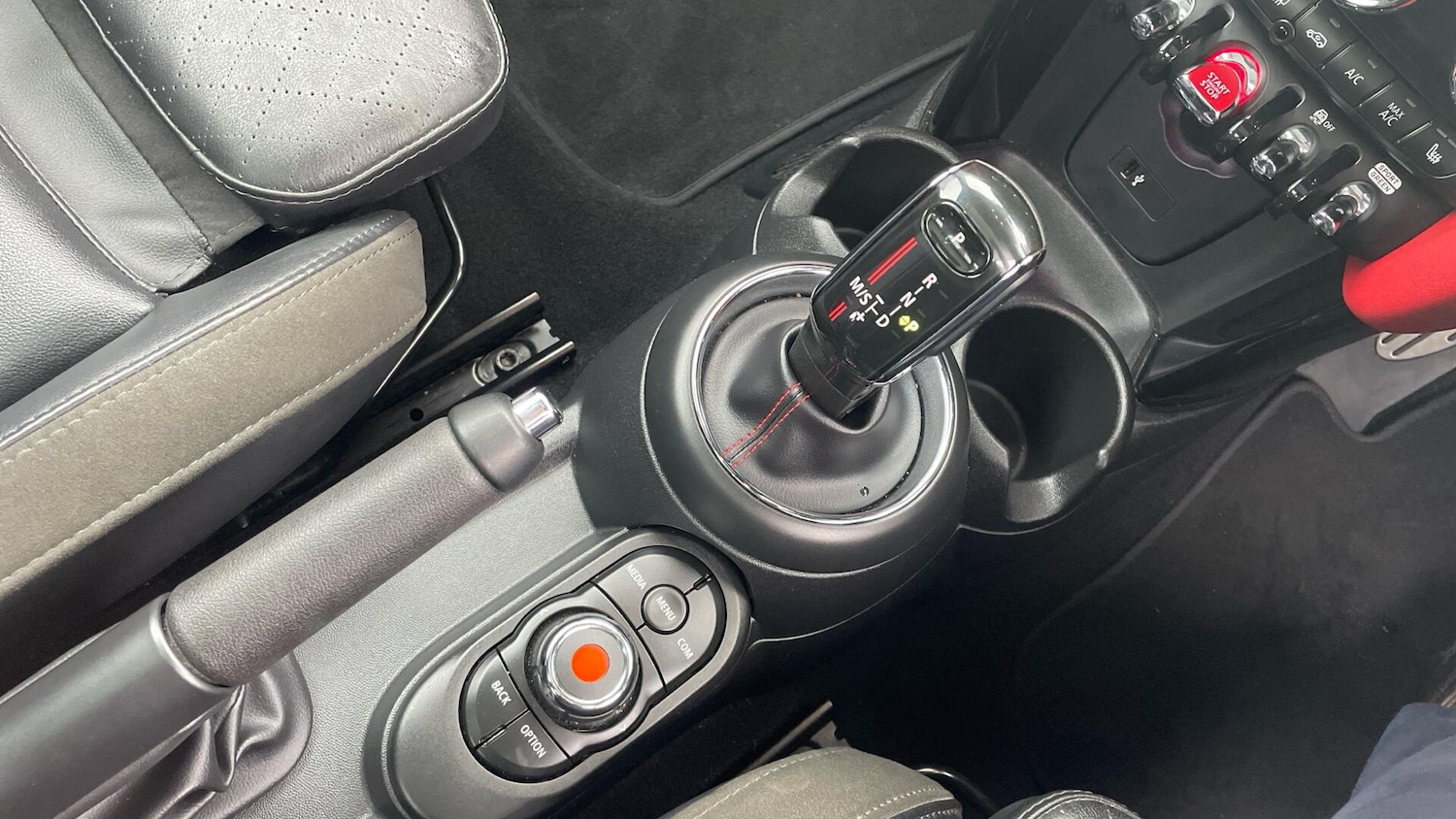 Used MINI Hatch 2018 for sale - 76673514: Photo 24