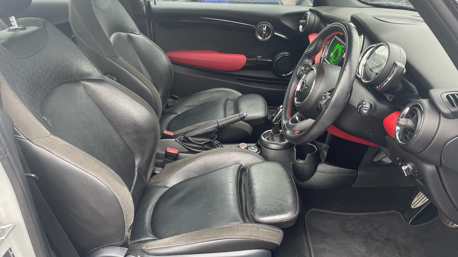 Used MINI Hatch 2018 for sale - 76673514: Photo 25