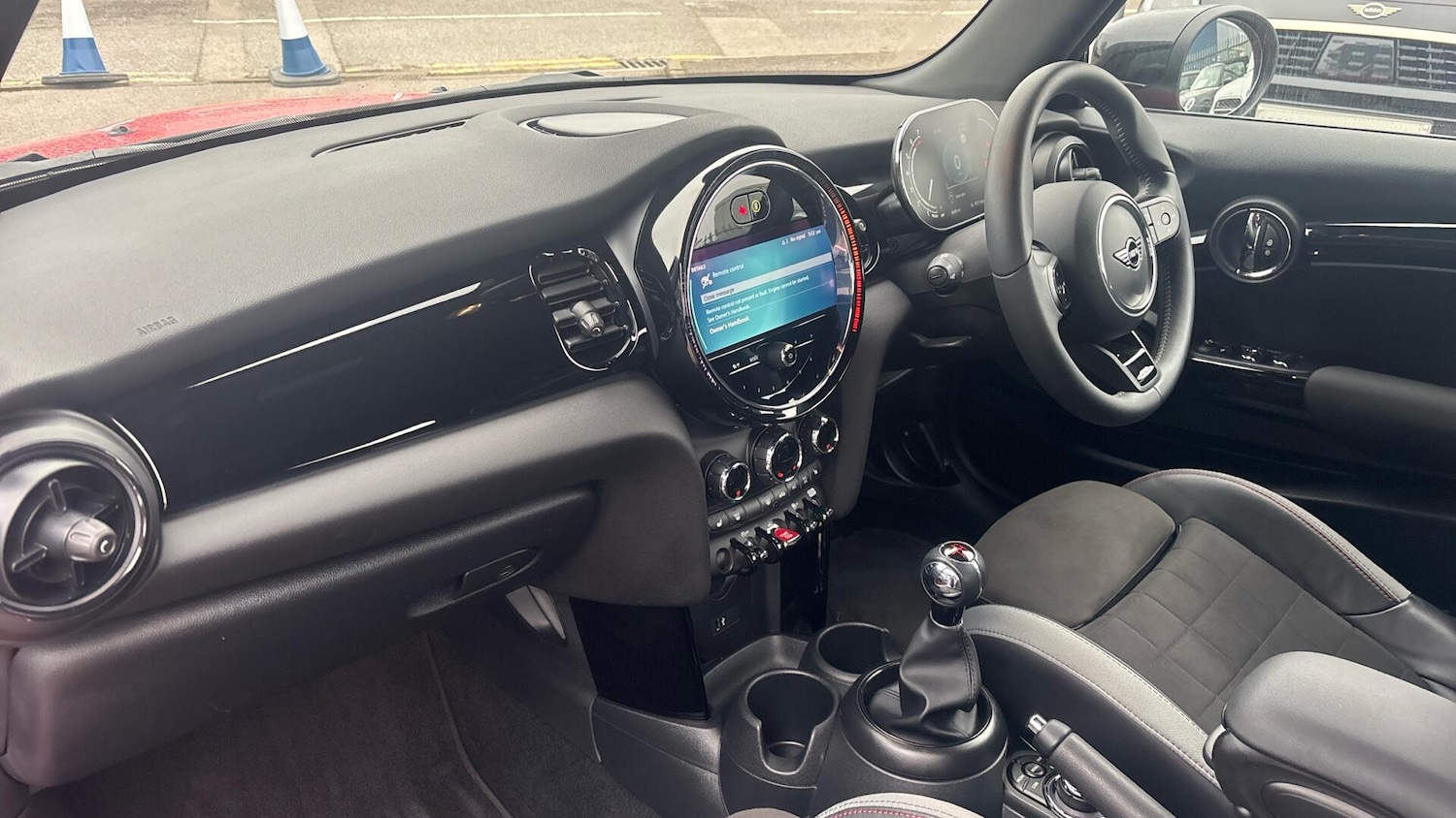 Used MINI Convertible 2023 for sale - 77804292: Photo 8