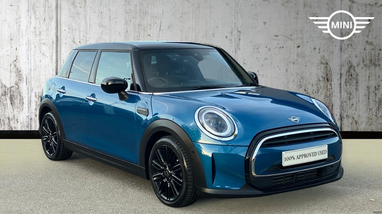 Used MINI Hatch 2022 for sale - 76674309: Photo 1