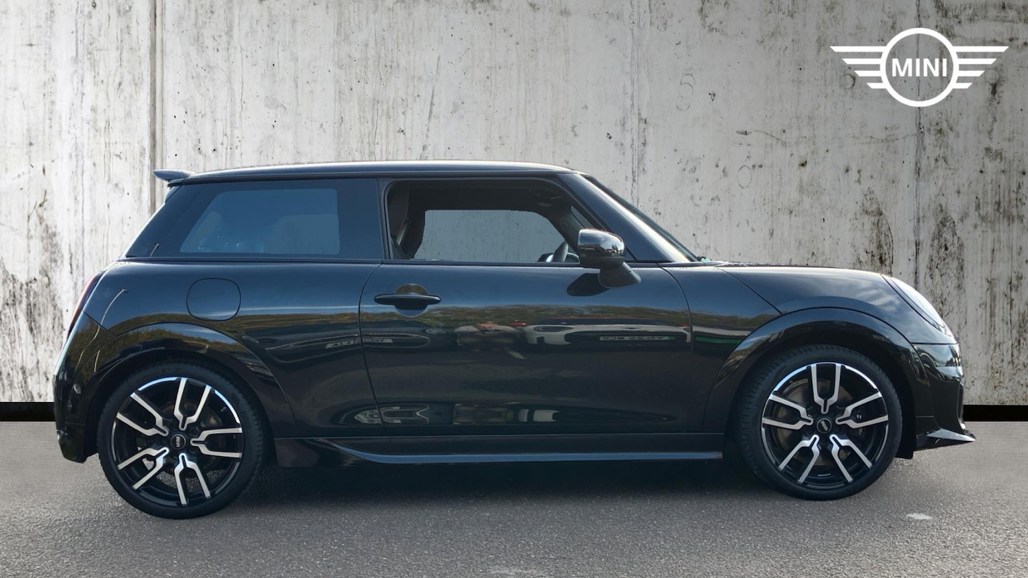 Used MINI Cooper 2025 for sale - 76679828: Photo 3