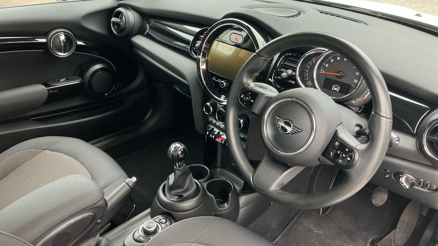 Used MINI Hatch 2022 for sale - 76855464: Photo 6